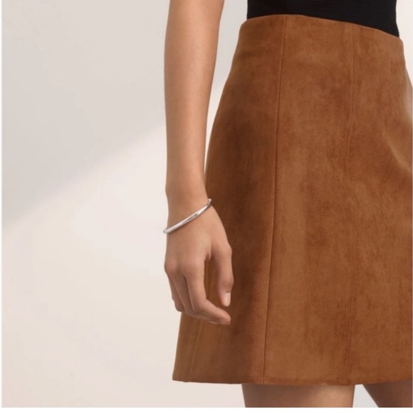 BABATON Skirt, great condition, worn a couple times - Picture 3 of 8